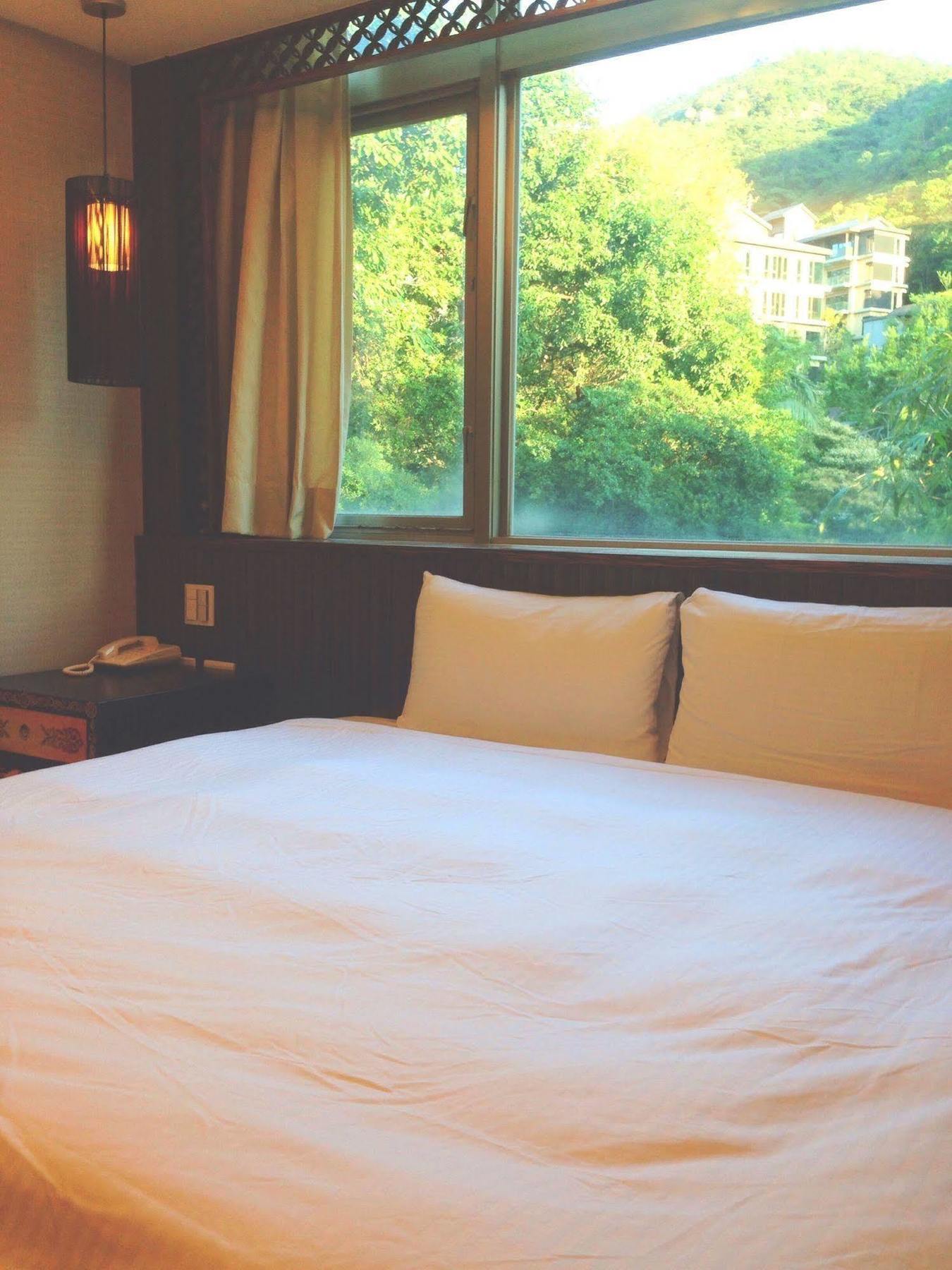 Spa Spring Resort Beitou Bagian luar foto