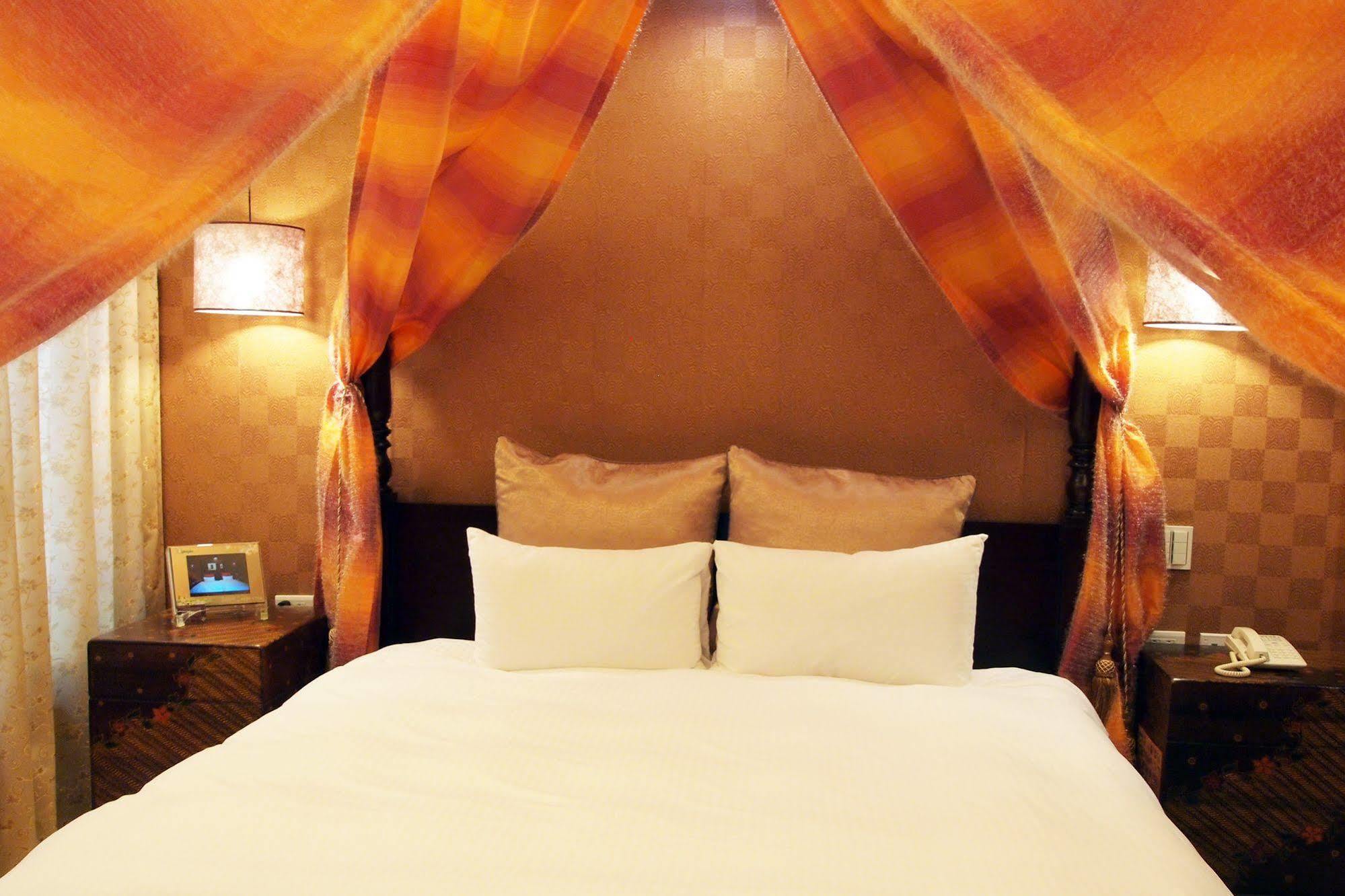 Spa Spring Resort Beitou Bagian luar foto